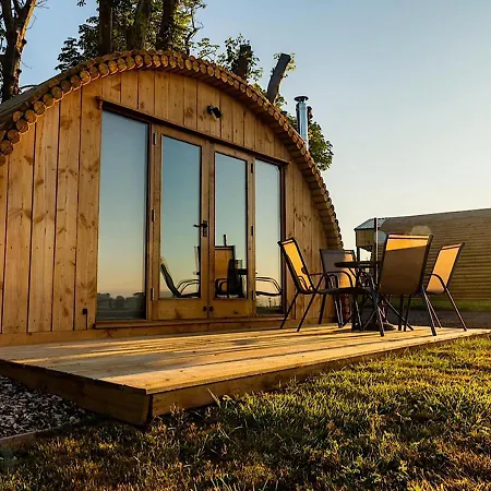 68 Degrees West Glamping Apartment Brecon Exterior photo