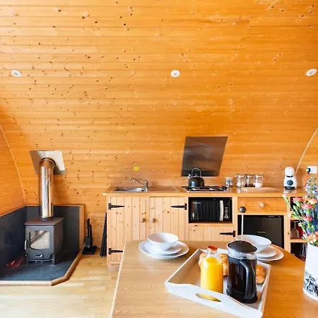 68 Degrees West Glamping Apartment Brecon Exterior photo