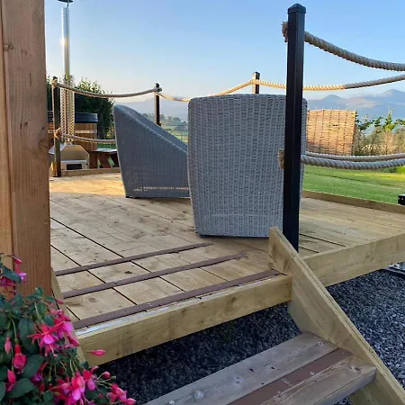 68 Degrees West Glamping Apartment Brecon Exterior photo
