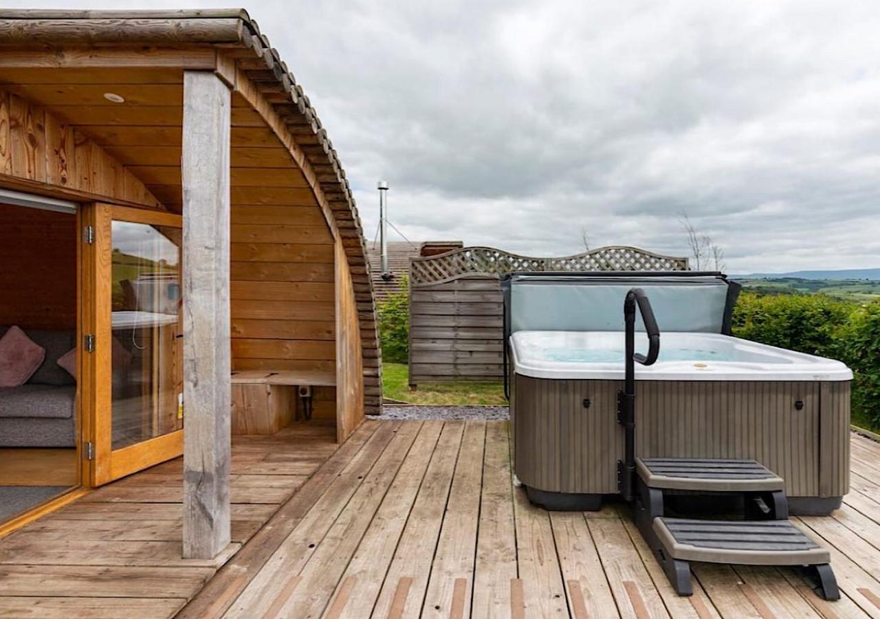 68 Degrees West Glamping *