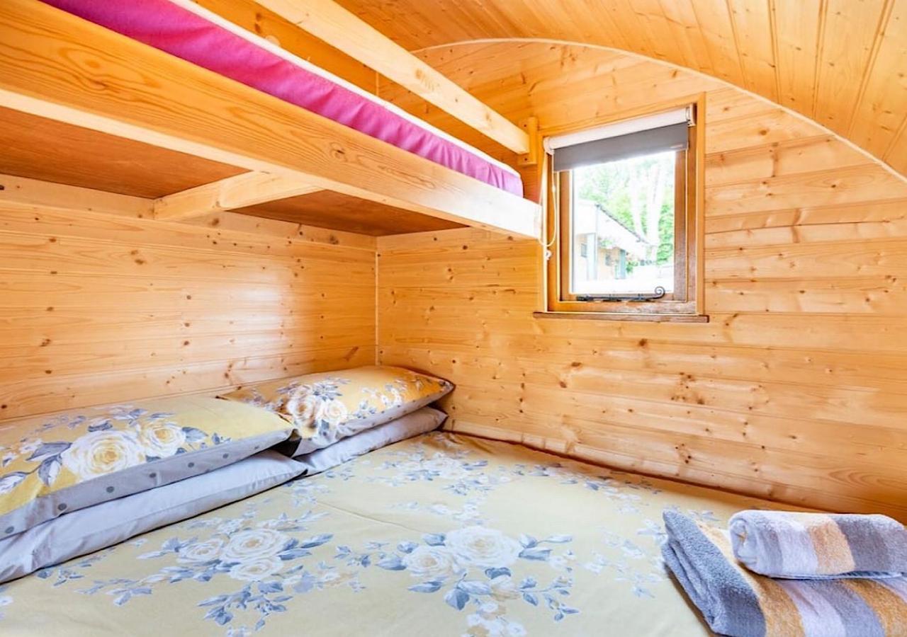 68 Degrees West Glamping Apartment Brecon