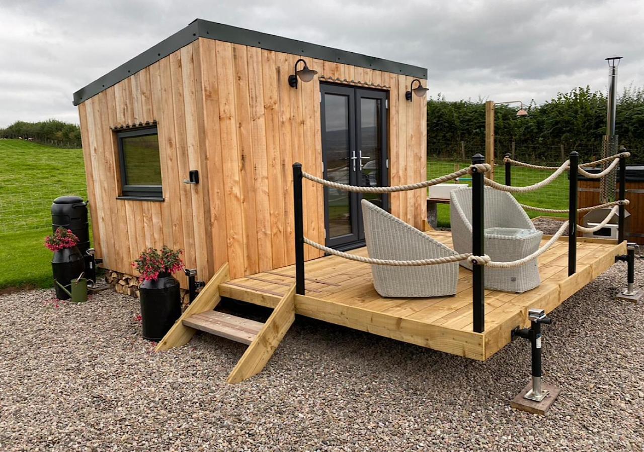 Apartment 68 Degrees West Glamping *